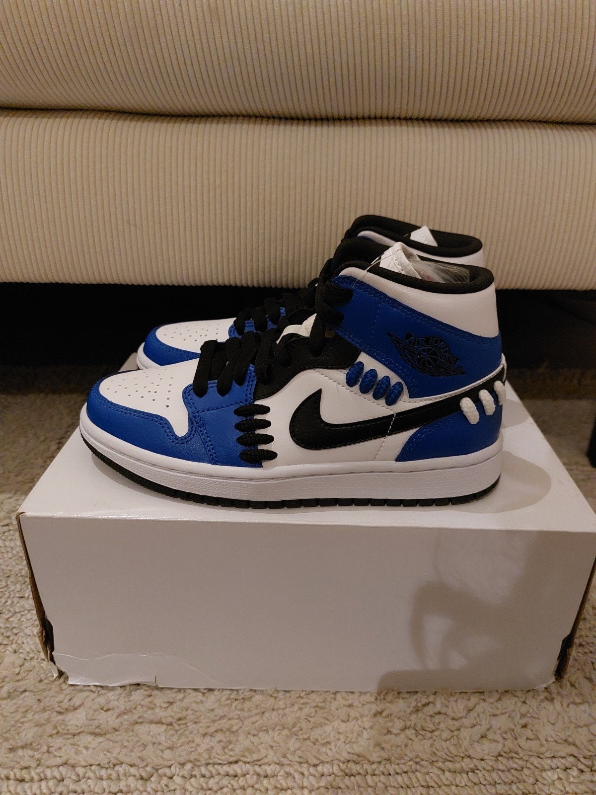 Jordan 1 Mid SE 'Ice Blue' - Maat 33.5, Ophalen, Nieuw, Jordan, Jongen of Meisje