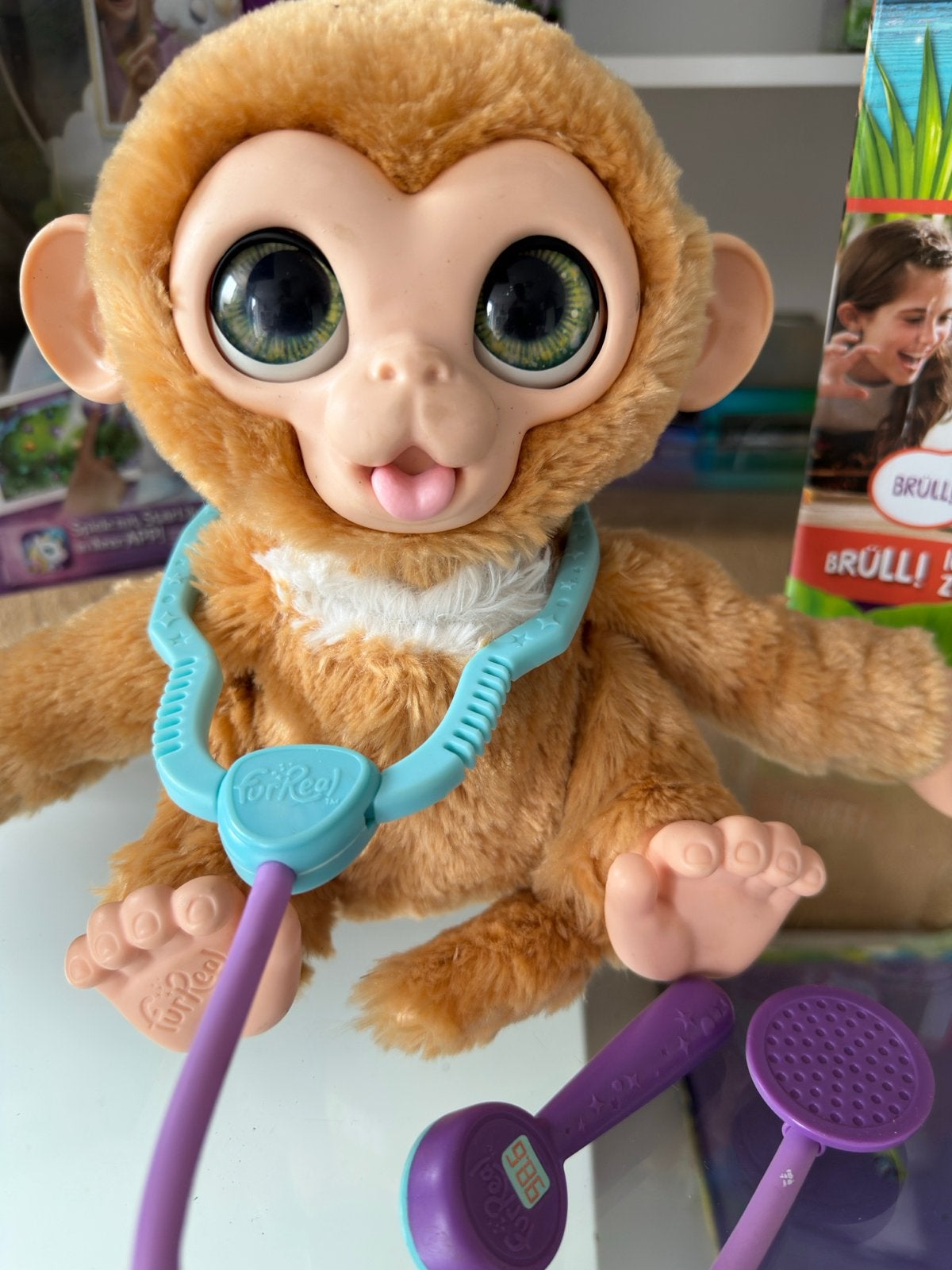 FurReal aapje met doktersset - Interactief speelgoed, Kinderen en Baby's, Ophalen, Overige merken, Zo goed als nieuw, Middelgroot (20 tot 80 cm)