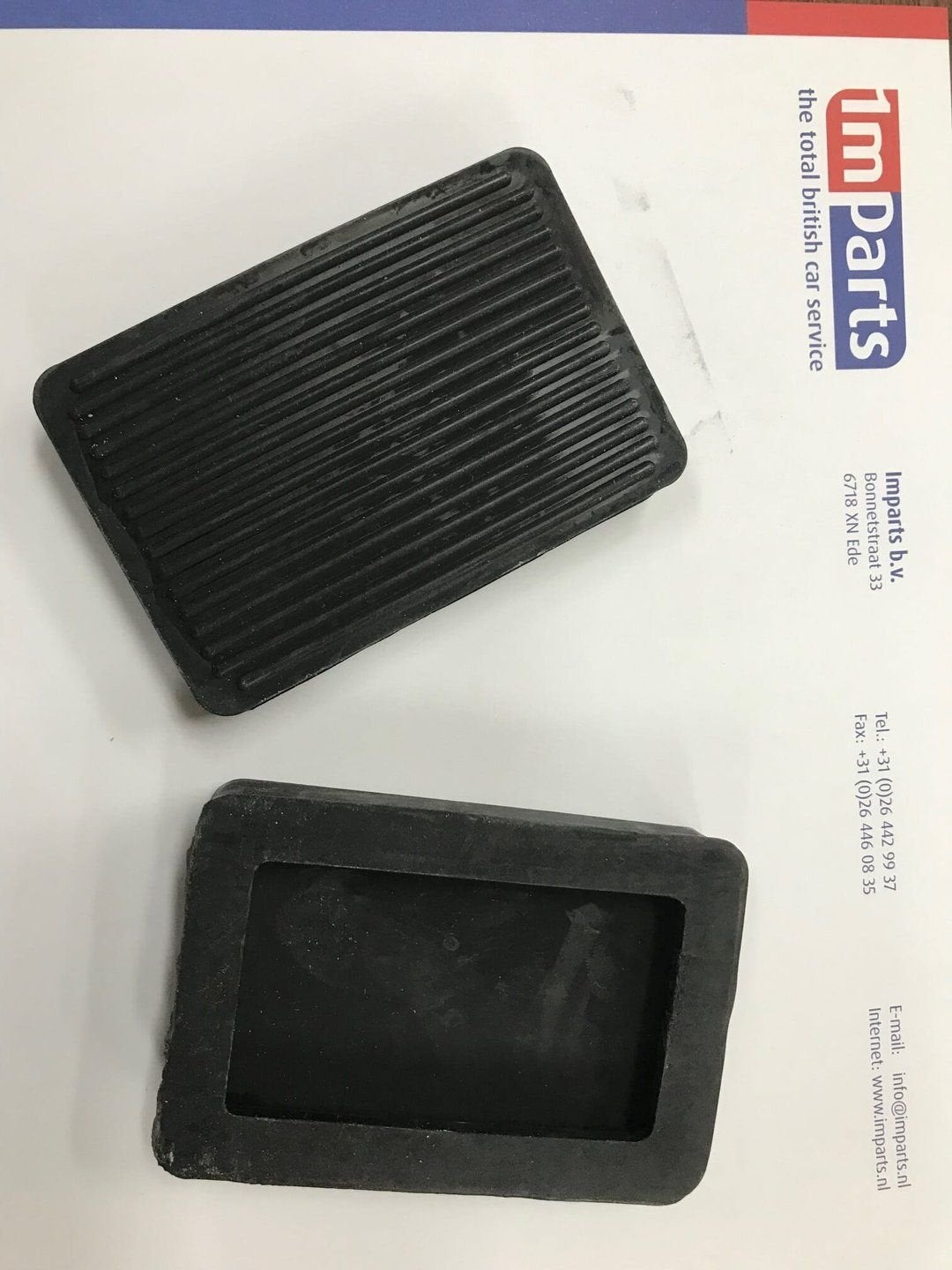 Nieuw pedaal rubber voor uw Reliant Scimitar. Per stuk !, -, Overige automerken, -, Nieuw