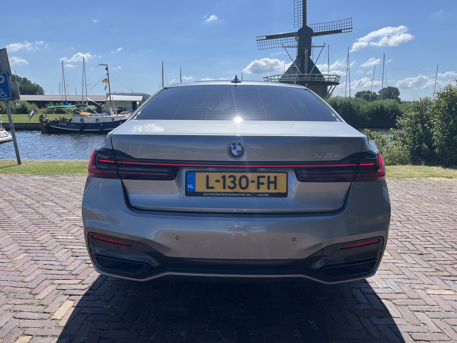 BMW 7 Serie 745e High Executive M-Sport/ Schuif-kantel dak /, Auto's, Automaat, Achterwielaandrijving, Gebruikt, Euro 6