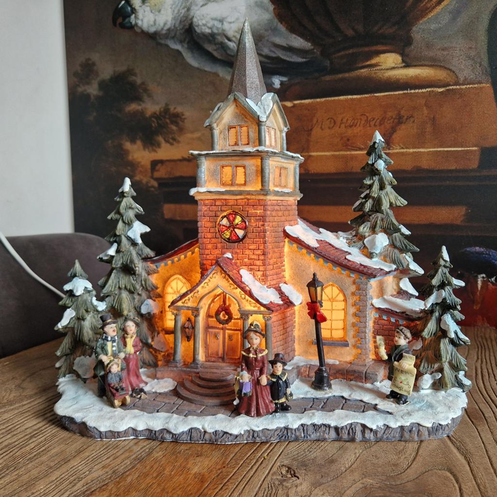 Prachtig kerstdorp kerk met licht, Diversen, Ophalen, Zo goed als nieuw