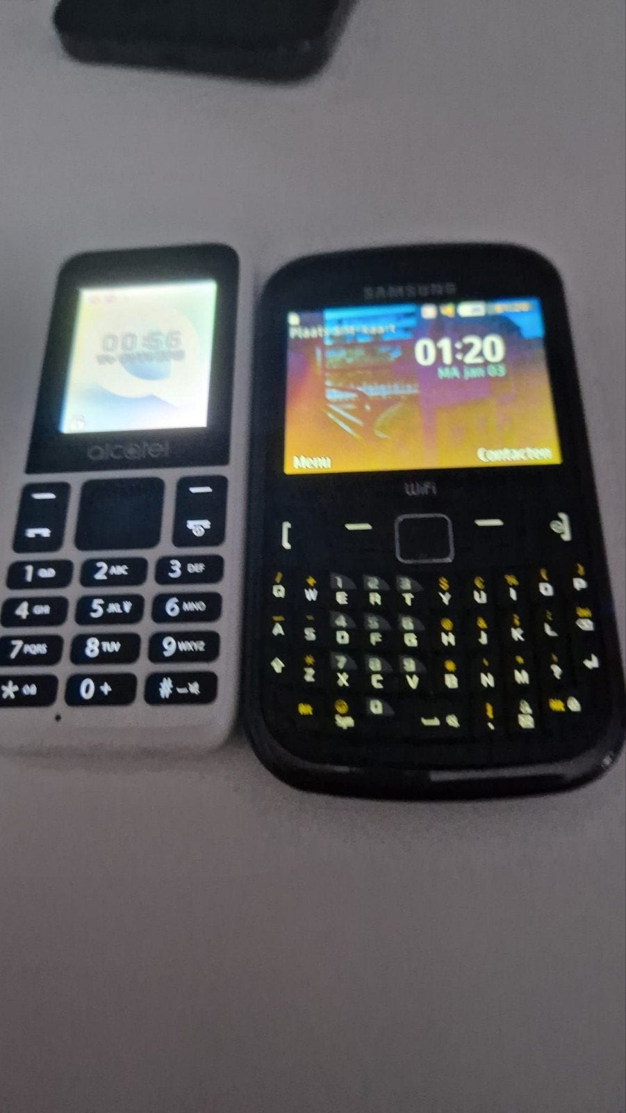 Samsug chat 335 en Alcatel telefoon 2stuk tekop, Ophalen of Verzenden, 6 megapixel of meer