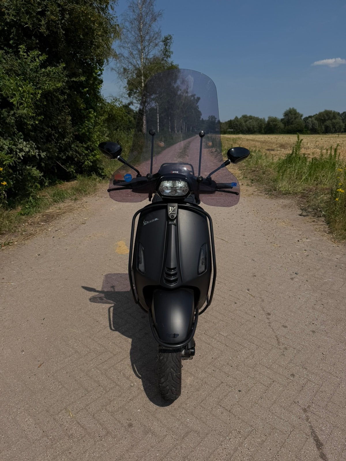 Vespa Sprint Notte BJ 2019 (injectie), Fietsen en Brommers, Ophalen, Vespa S, Zo goed als nieuw, Benzine