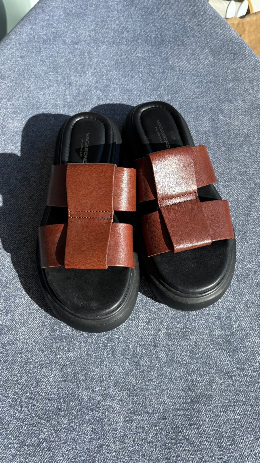 Vagabond sandalen maat 37, Slippers, Bruin, Ophalen of Verzenden, Zo goed als nieuw