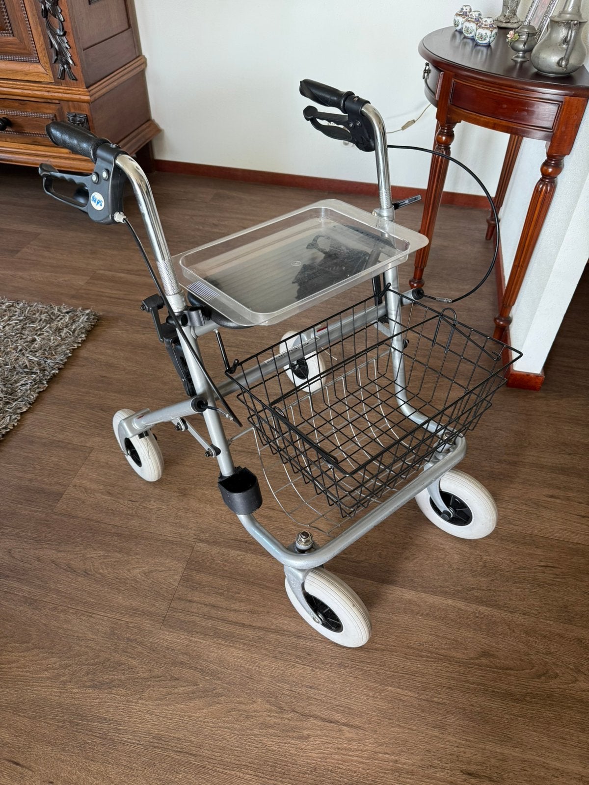 Days Classic Rollator met dienblad & boodschappenmand, Ophalen, Zo goed als nieuw