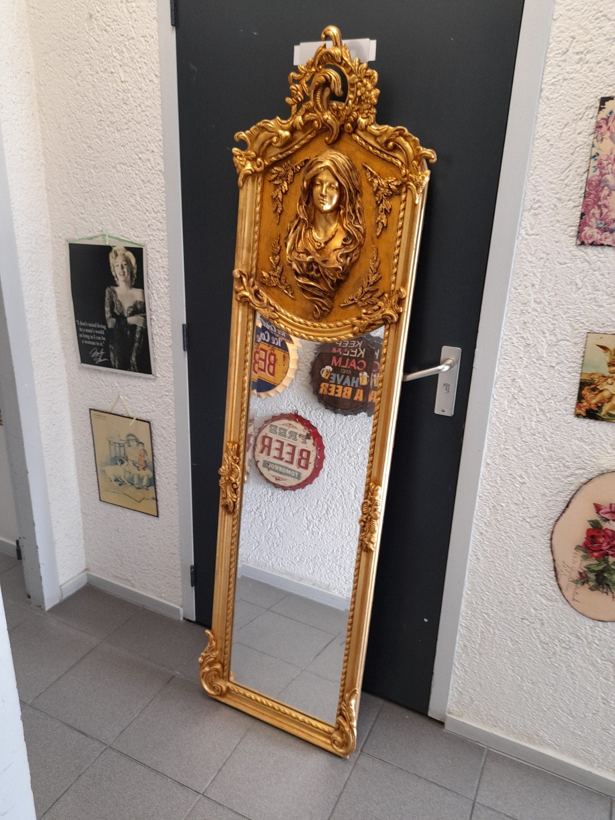 Mooie gouden barok kuif spiegel, Ophalen, Ovaal, Minder dan 50 cm