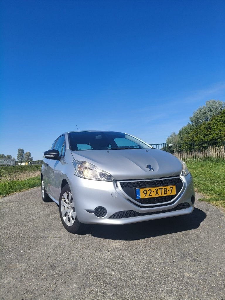 Peugeot 208 1.2 VTI Eerste eigenaar weinig km., Auto's, Peugeot, Particulier, Benzine, A, Hatchback, Handgeschakeld, Origineel Nederlands
