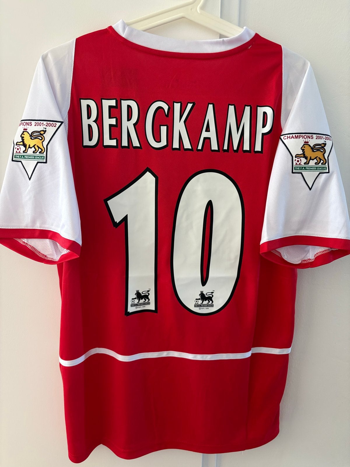 Retro Dennis Bergkamp Arsenal Thuisshirt - Maat L - Nieuw, Maat L, Ophalen of Verzenden, Nieuw, Shirt