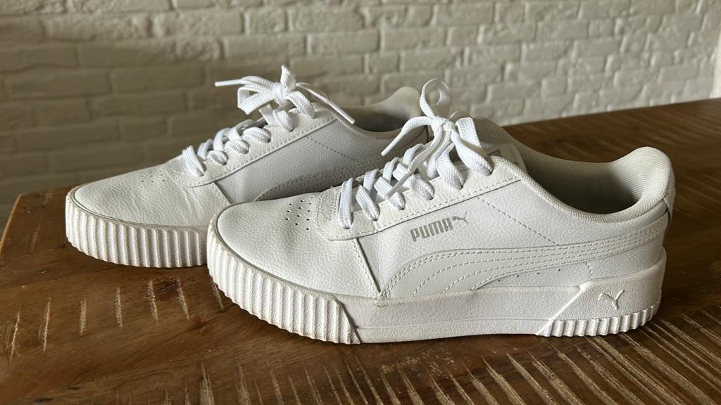 Puma sneakers maat 38, Kleding | Dames, Ophalen of Verzenden, Zo goed als nieuw, Wit, Sneakers of Gympen
