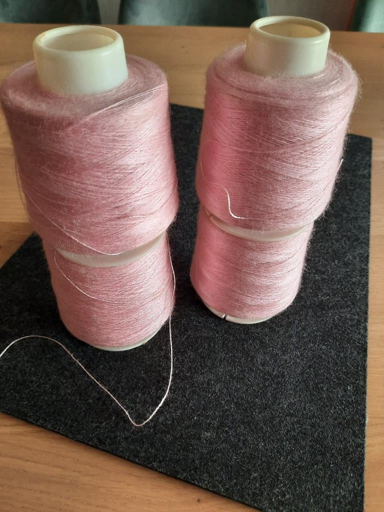 Konen roze acryl breimachinegaren, Hobby en Vrije tijd, Ophalen of Verzenden, Nieuw, Breien, Wol of Garen