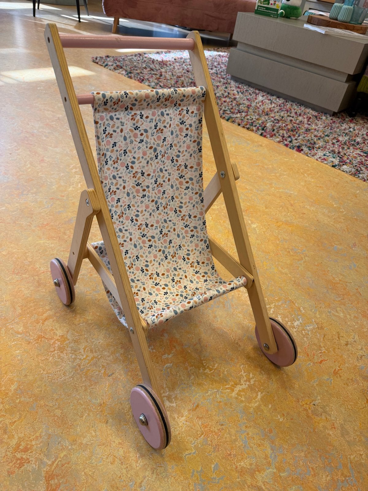Houten poppenwagen met bloemenprint little Dutch, Ophalen of Verzenden, Gebruikt, Overige typen