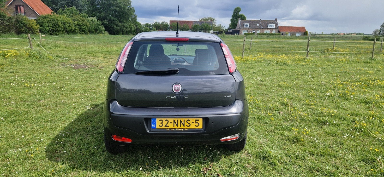 Fiat Punto 1.3 Multijet 62KW 5DR 2010 Grijs, Voorwielaandrijving, 28 km/l, 4 cilinders, Origineel Nederlands