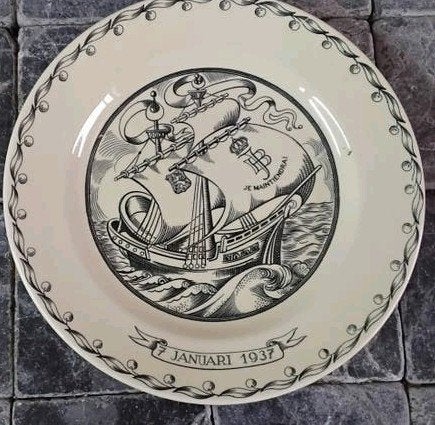 Petrus Regout Maastricht wandbord "Je Maintiendrai" 1937, Ophalen