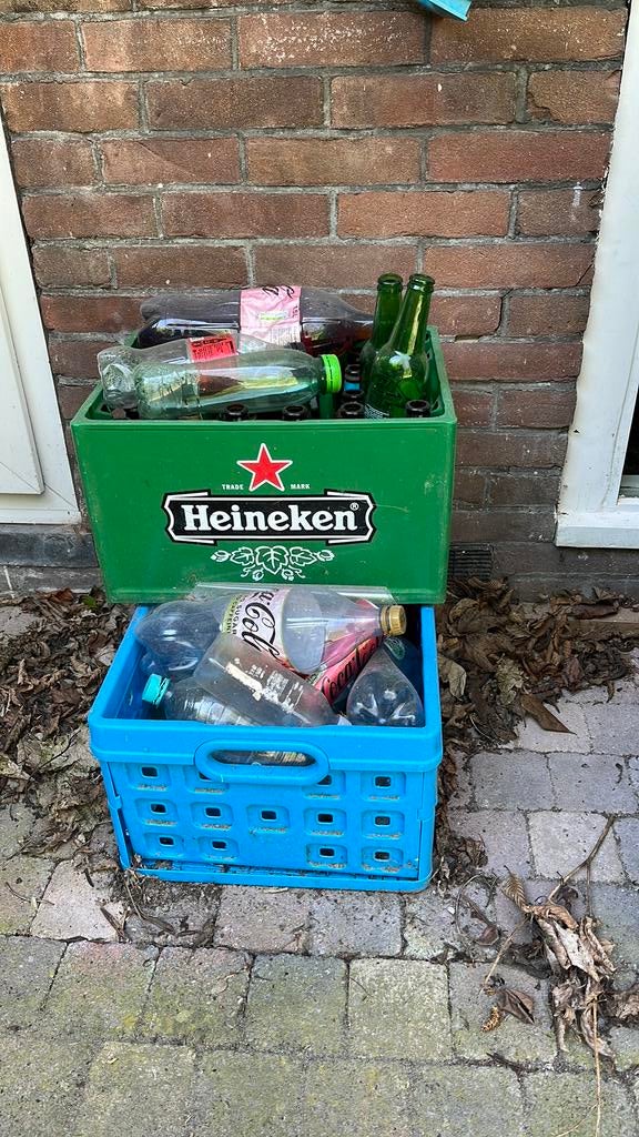 Oude lege statiegeldflessen & lerg krat bierflesjes, Ophalen of Verzenden