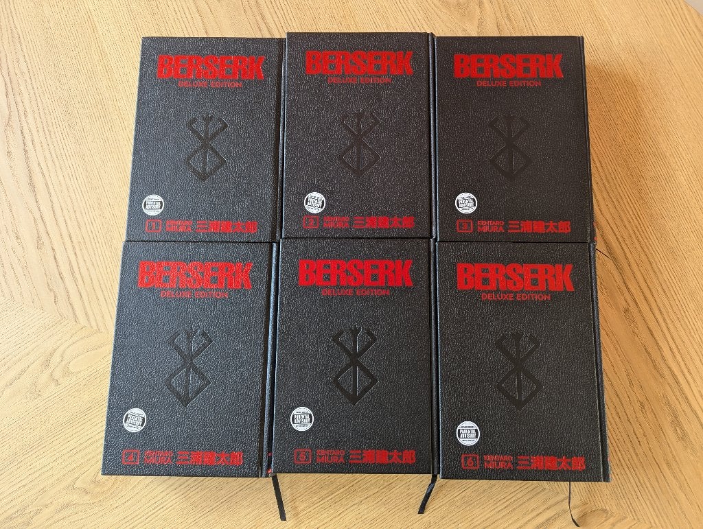 Berserk Deluxe Volumes 1-6, Eén stripboek, Ophalen of Verzenden, Zo goed als nieuw, Kentaro Miura