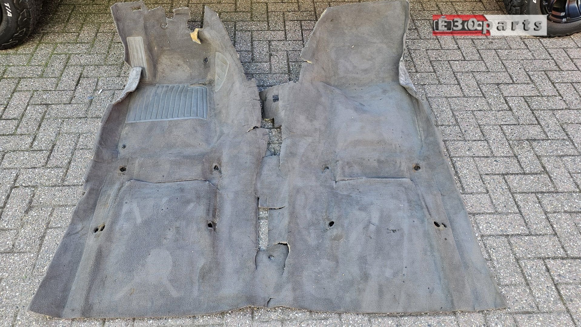 Tapijt vloerbedekking grijs antraciet BMW 3 serie E30 sedan, Ophalen, Gebruikt, -, -