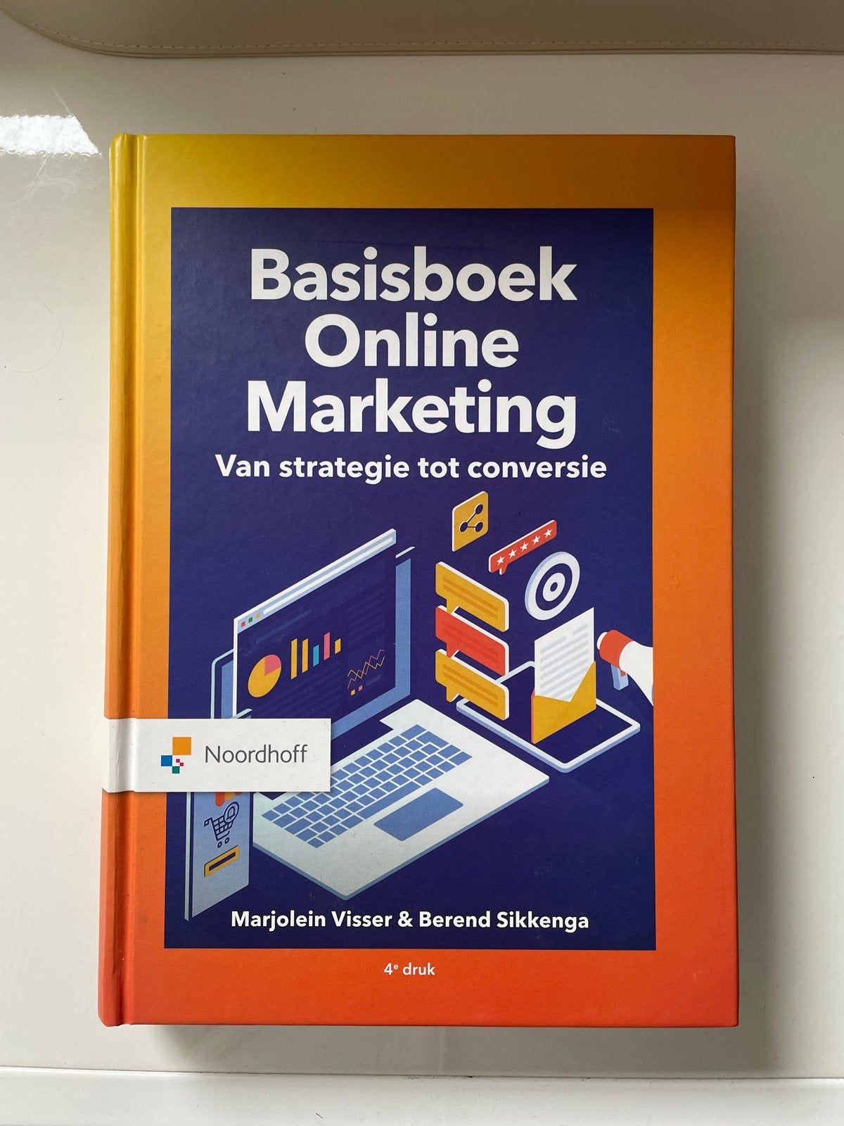 Marjolein Visser - Basisboek Online Marketing, Boeken, Marjolein Visser; Berend Sikkenga, Ophalen of Verzenden, Zo goed als nieuw
