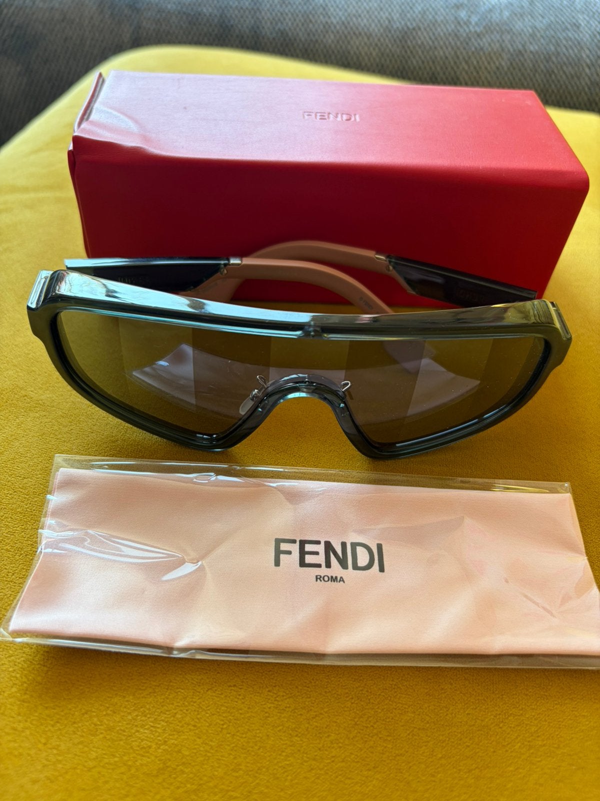 Fendi heren zonnebril model FF M0084/S, Overige merken, Zonnebril, Ophalen of Verzenden, Zo goed als nieuw