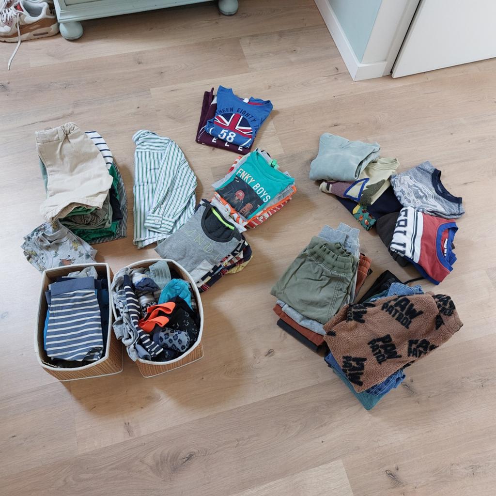 Kledingpakket Jongen Maat 110-116: Broeken, T-shirts, Truien, Ophalen, Gebruikt, Maat 110