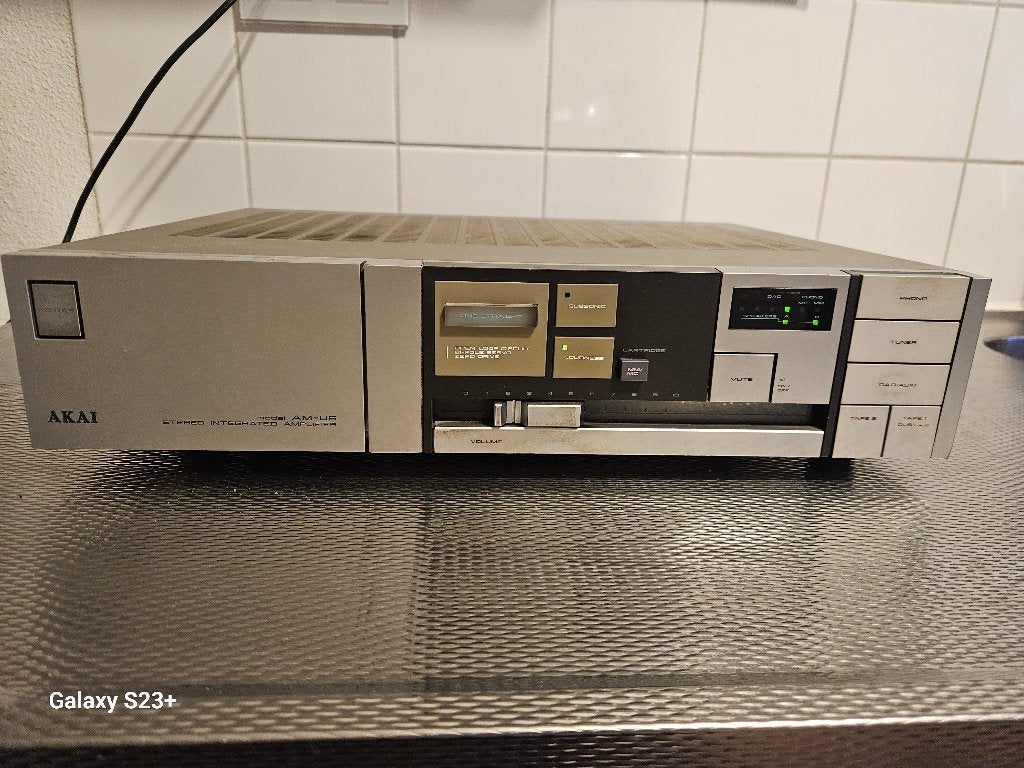 Vintage Akai AM-U5, Gebruikt, 60 tot 120 watt, Stereo, Ophalen