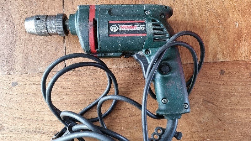 Metabo boormachine links en rechts draaiend snelspankop, Boormachine, Variabele snelheid, Ophalen of Verzenden, Gebruikt