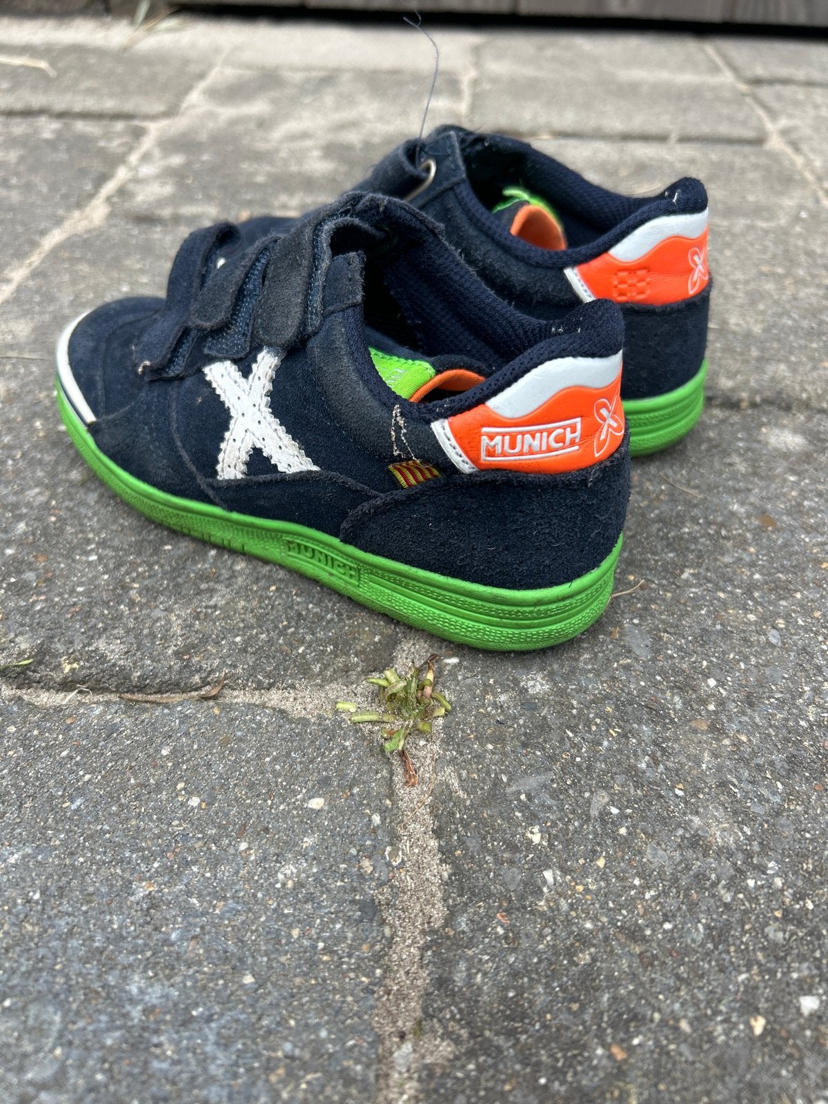 Munich Sportschoenen - Donkerblauw met groen maat 29, Ophalen, Gebruikt, Jongen of Meisje, Sportschoenen