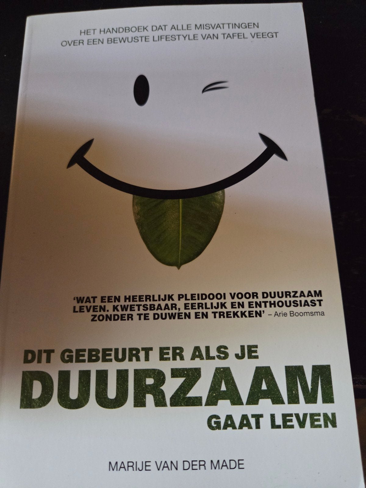 Dit gebeurt er, Ophalen of Verzenden, Zo goed als nieuw