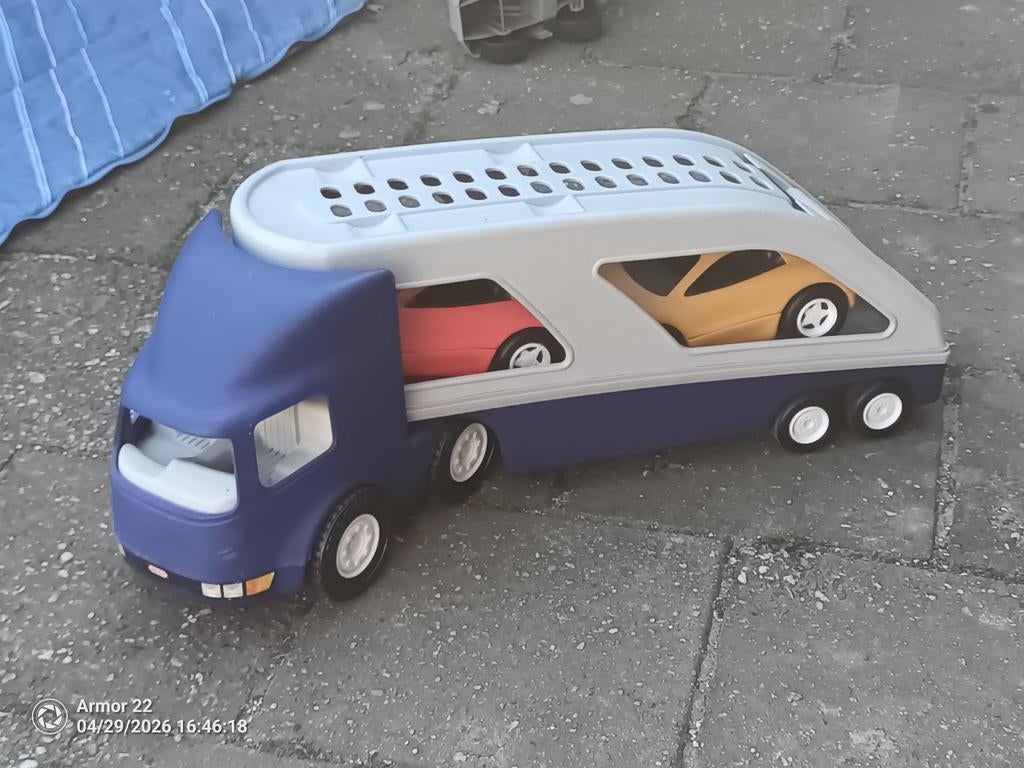 Grote speelgoed autotransporter met 2 auto's, Ophalen of Verzenden, Gebruikt
