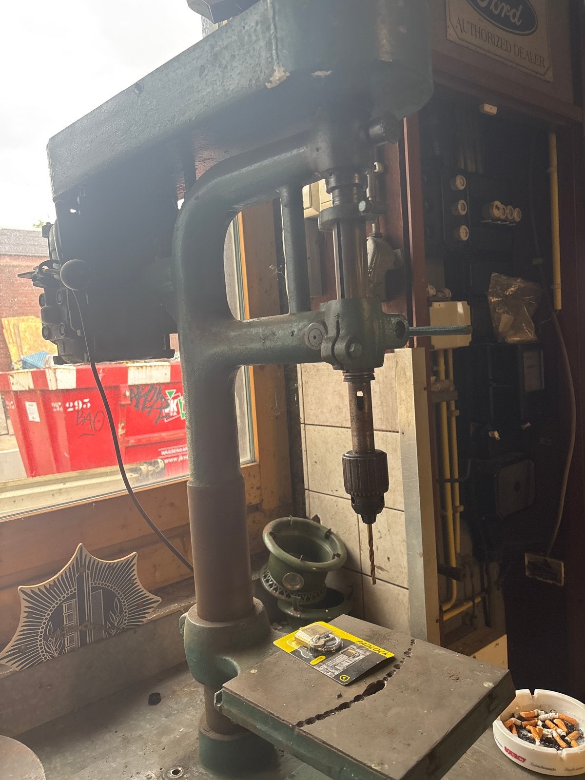 Robuuste Kolomboormachine - Vintage Werkplaatsgereedschap, Doe-het-zelf en Verbouw, Gereedschap | Boormachines, Ophalen, Gebruikt