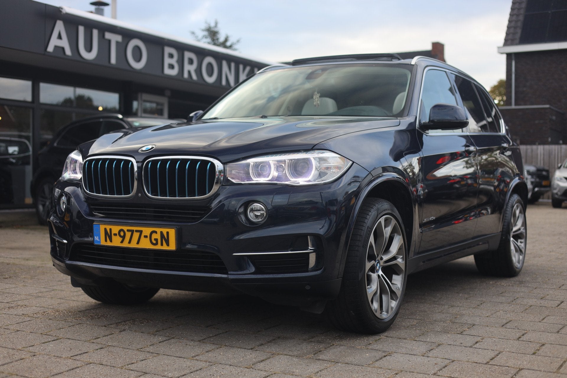 BMW X5 xDrive40e iPerformance M Sport Edition | Pano | Camer, Auto's, Dealer onderhouden, Gebruikt, 4 cilinders, Blauw