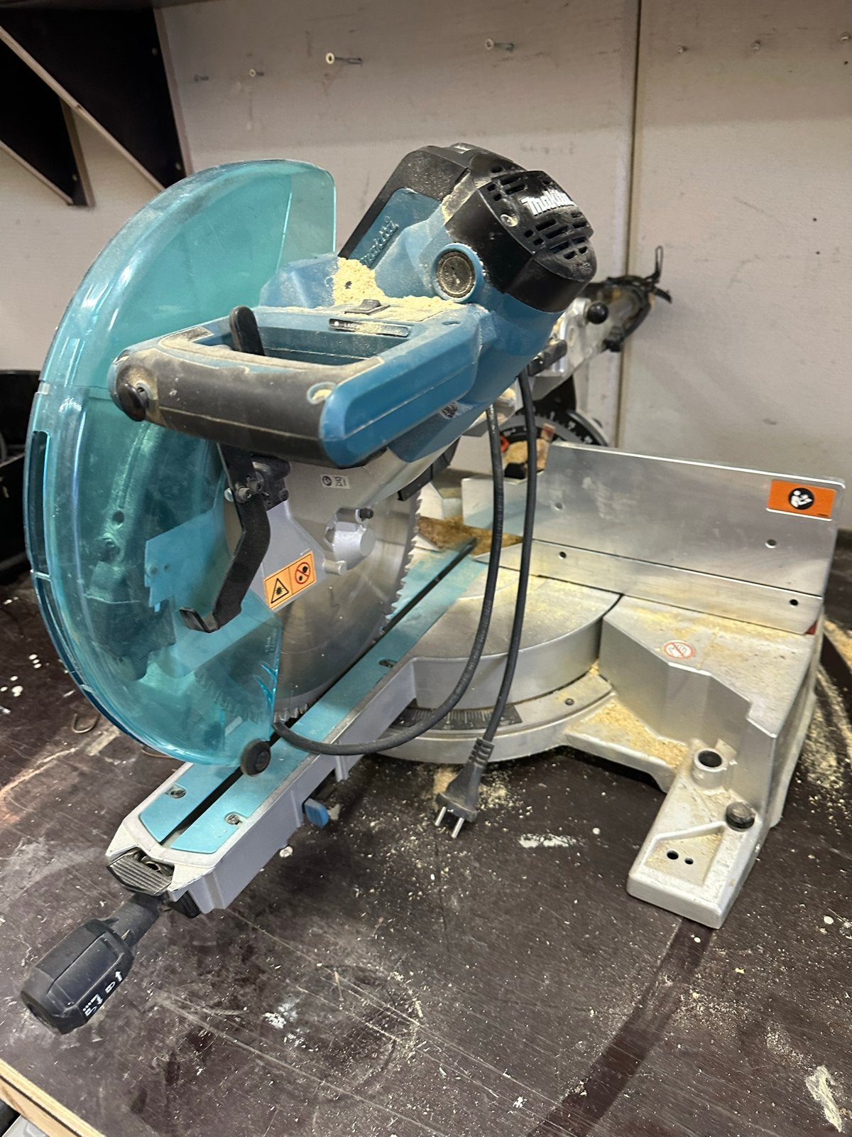 Makita LS1216L Afkortzaag - Krachtig en Nauwkeurig, Doe-het-zelf en Verbouw, Ophalen, Gebruikt, 70 mm of meer, Afkortzaag