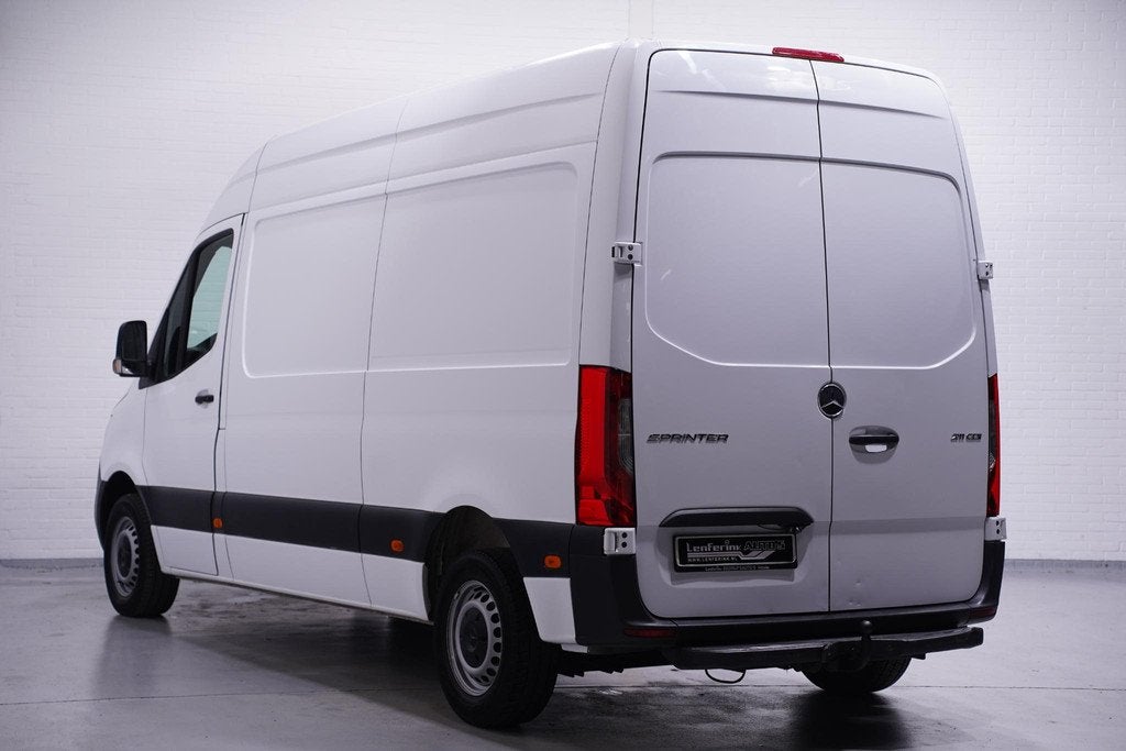 Mercedes-Benz Sprinter 211 CDI 114 pk L2H2 Laadruimte Pakket, Voorwielaandrijving, Stof, Gebruikt, 4 cilinders