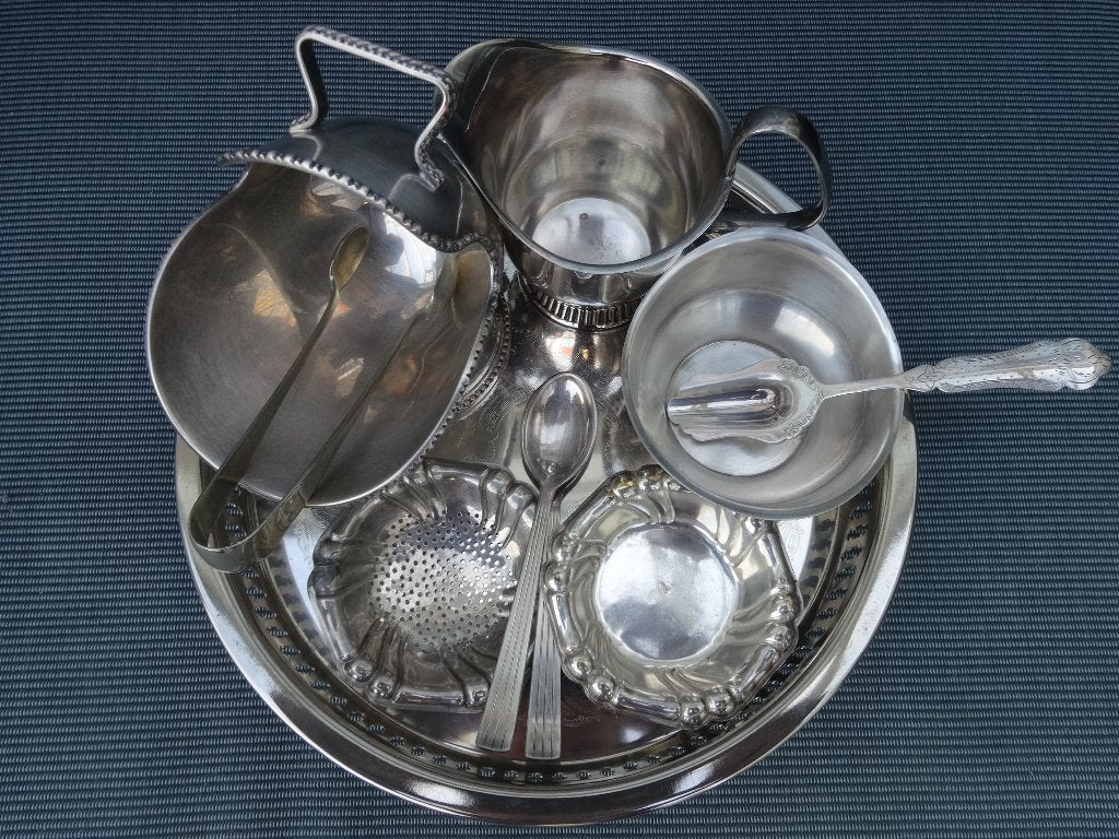 Zilver servies, Ophalen