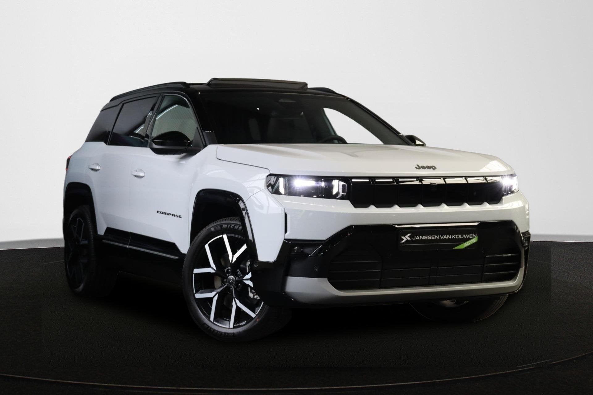 Jeep Compass First Edition 1.6 E-Hybrid Panoramadak / Stoelk, Auto's, Verwarmde buitenspiegels, 213 pk, 4 cilinders, 1865 kg