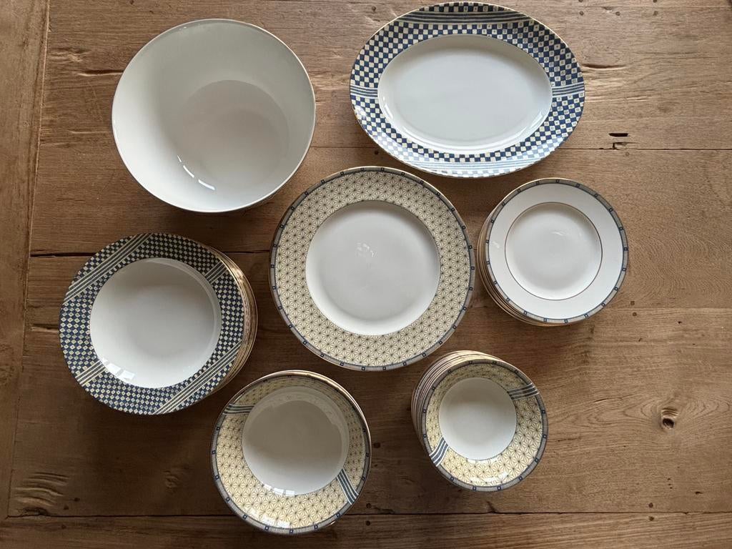 Wedgwood Samurai tafelservies, Ophalen