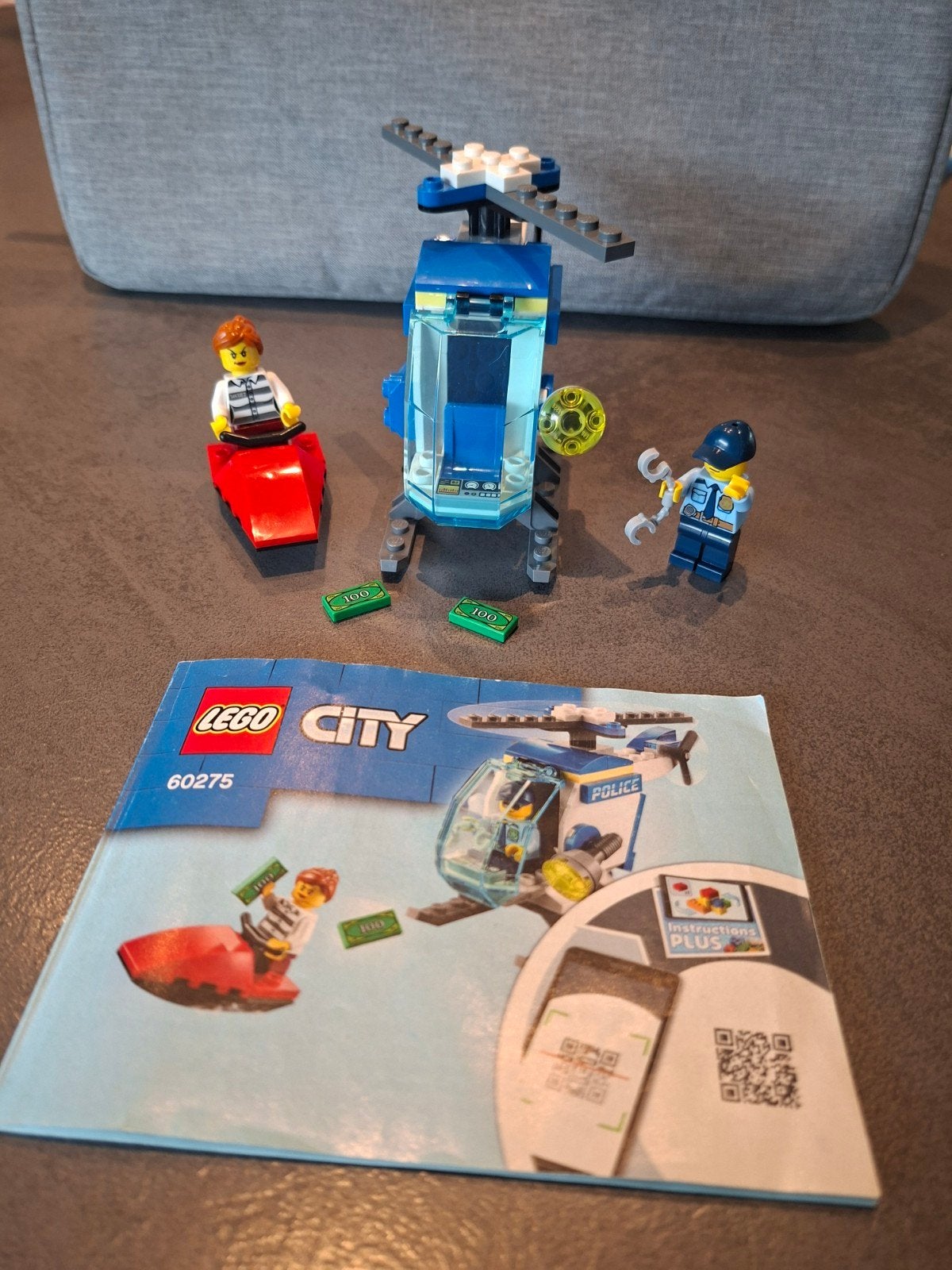 LEGO City Politiehelikopter 60275 met minifiguren, Kinderen en Baby's, Speelgoed | Duplo en Lego, Compleet, City, Lego, Ophalen of Verzenden