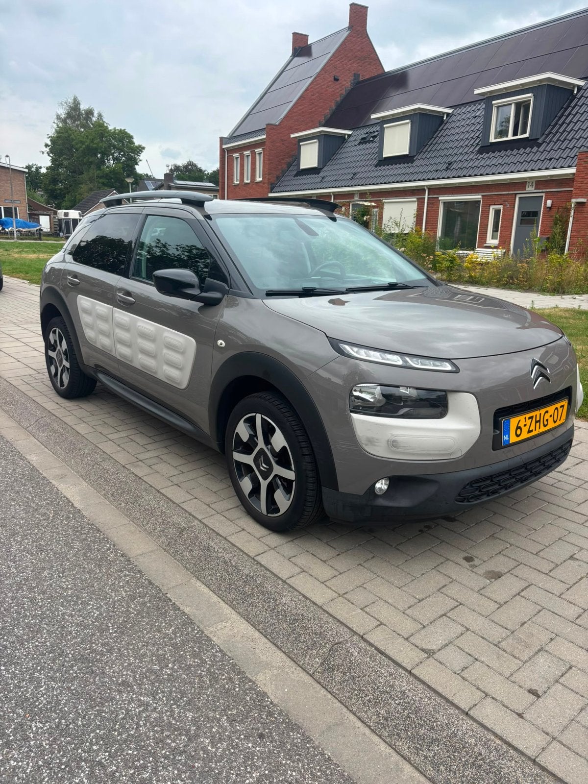 Citroën C4 Cactus 1.2 E-vti 82 Etg5 Airdream 2015 Bruin, Auto's, 725 kg, Bruin, 82 pk, 23 km/l
