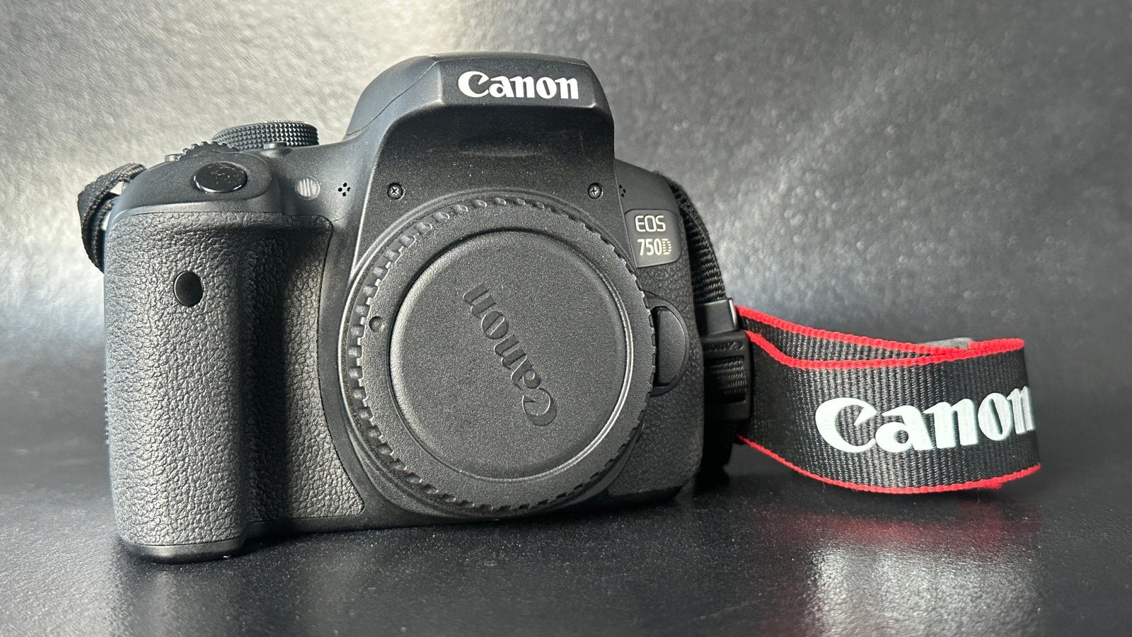 Canon EOS 750D spiegelreflexcamera 12.700 kliks, Spiegelreflex, Canon, Zo goed als nieuw, Draagriem