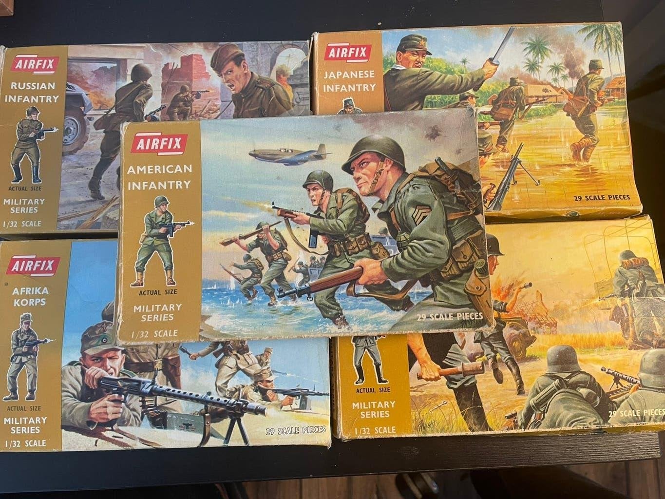 Airfix Militairy Series 1/32  Figuren Brown Box 1969-1971, Ophalen of Verzenden, Gebruikt, Groter dan 1:35