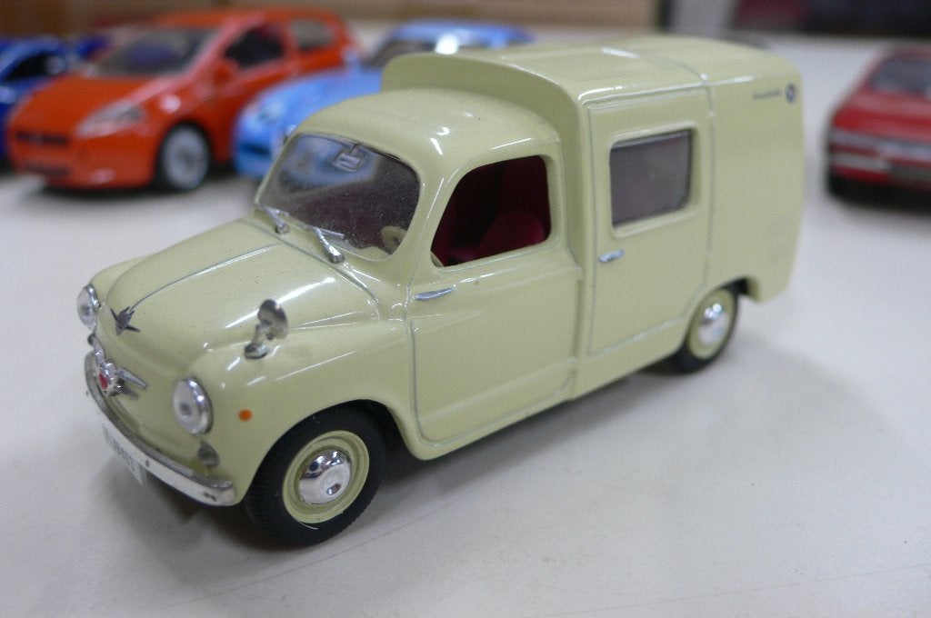 seat 600 formichetta- spaans bestelagentje uit de 60er.1/43, Verzenden, Nieuw, Auto, Overige merken