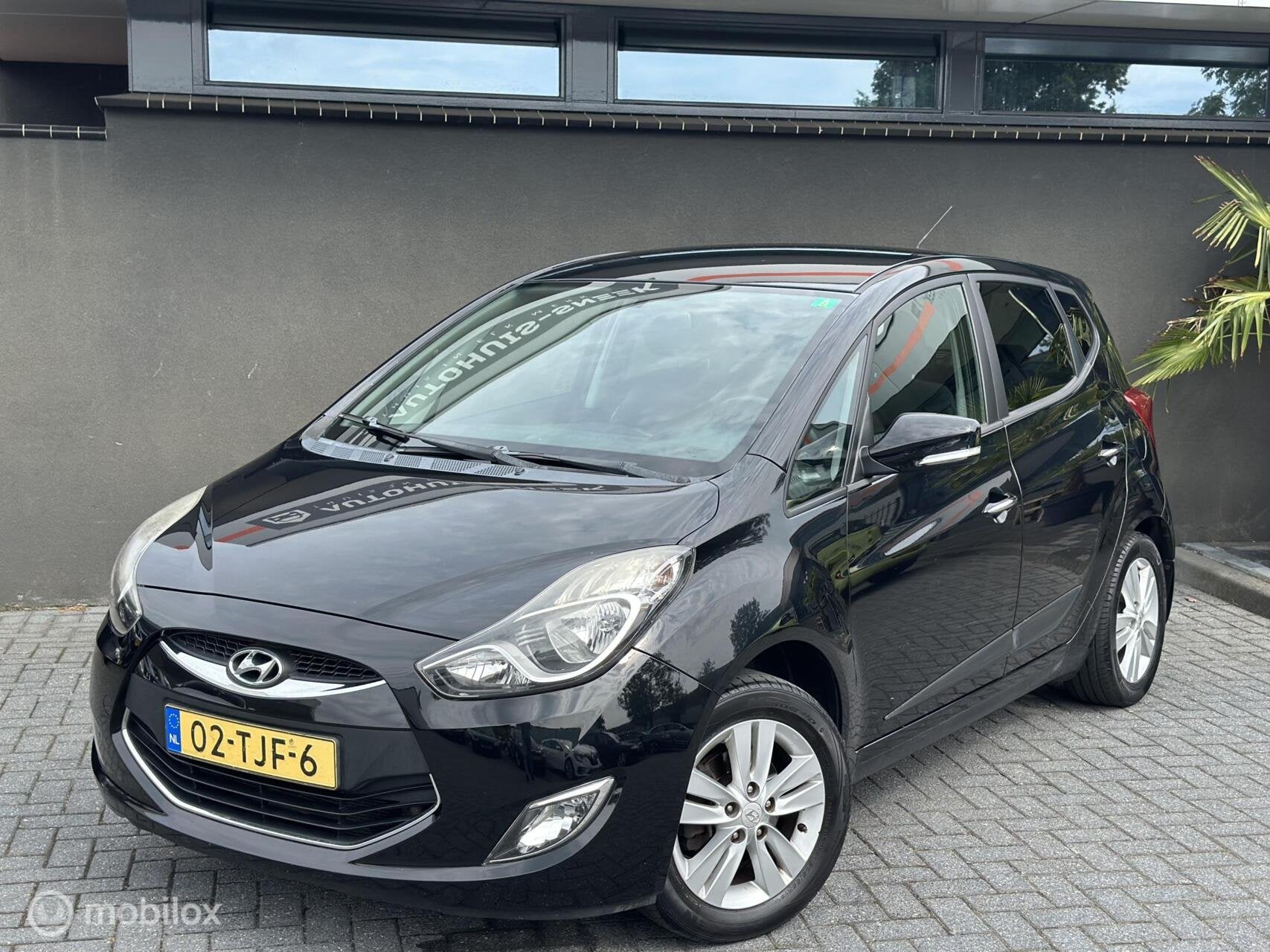 Hyundai ix20 1.6i i-Vision | Automaat | Climate | Trekhaak, Auto's, Hyundai, 1591 cc, 4 cilinders, Zwart, Origineel Nederlands