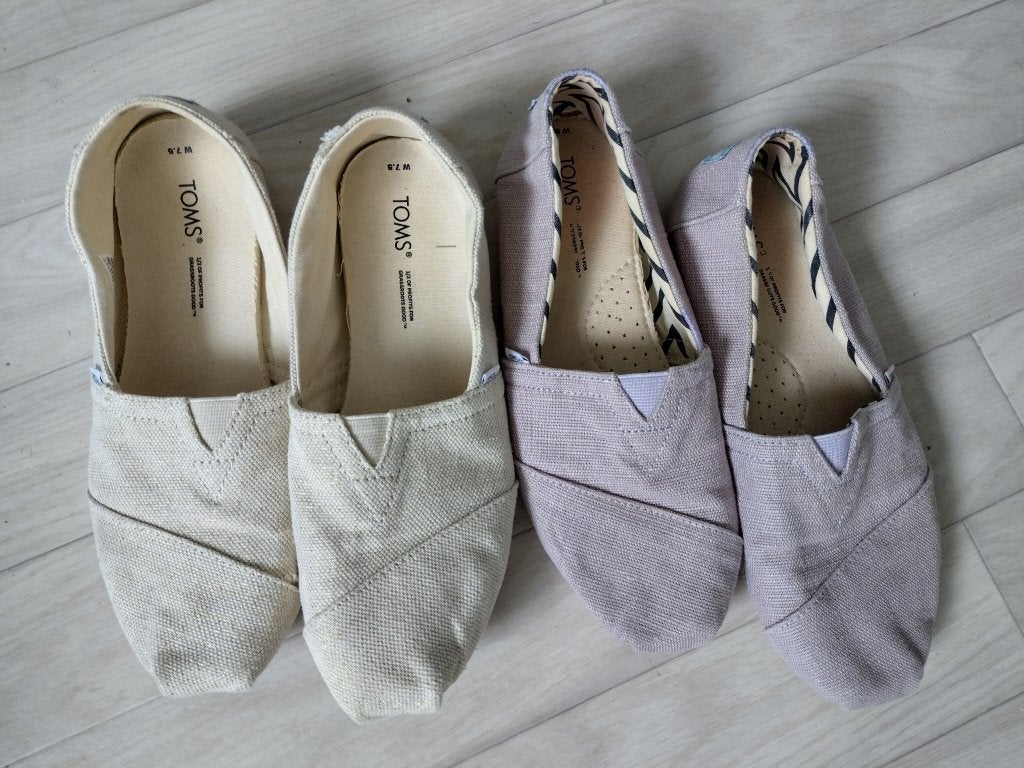 Toms espadrilles maat 38-38,5 (per paar te koop), Kleding | Dames, Overige kleuren, Ophalen of Verzenden, Zo goed als nieuw, Toms