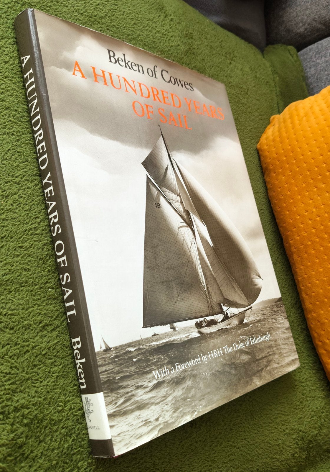 Boek zeilen zeilboot boten A Hundred Years Of Sail, Ophalen of Verzenden, Overige onderwerpen