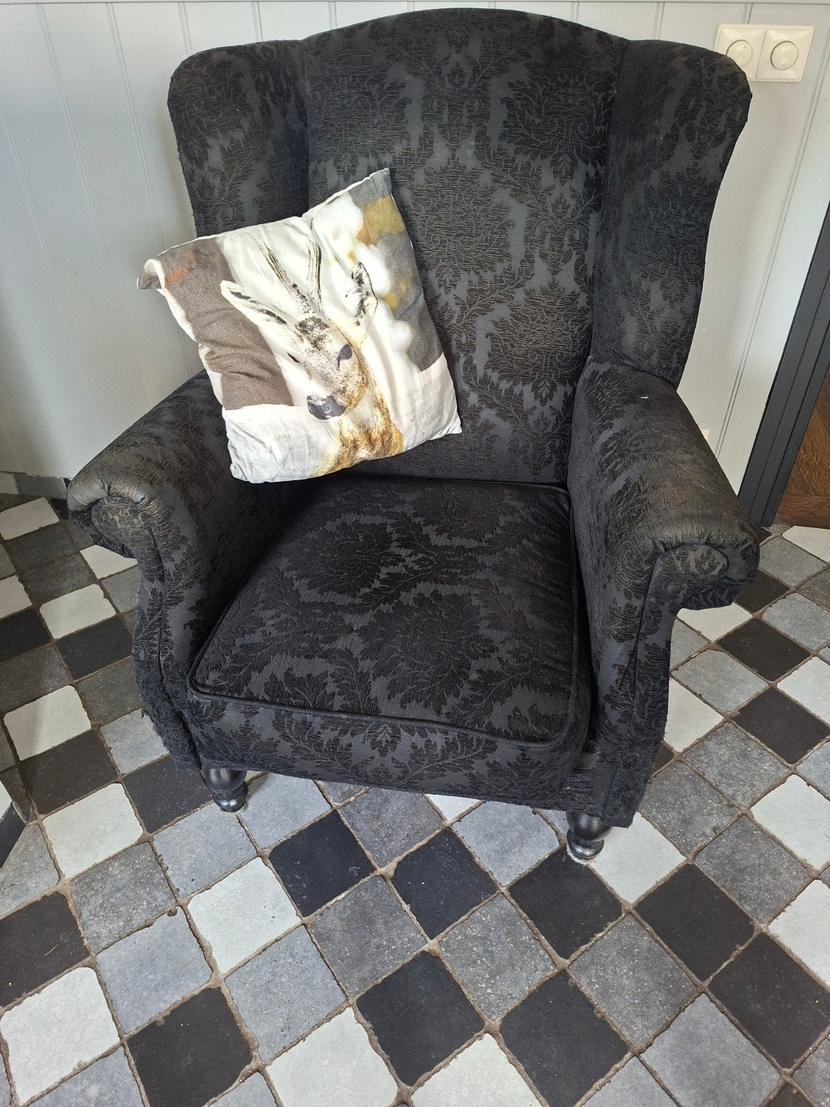 Zwarte oor  fauteuil met barokpatroon, Ophalen, Gebruikt, 75 tot 100 cm, Stof