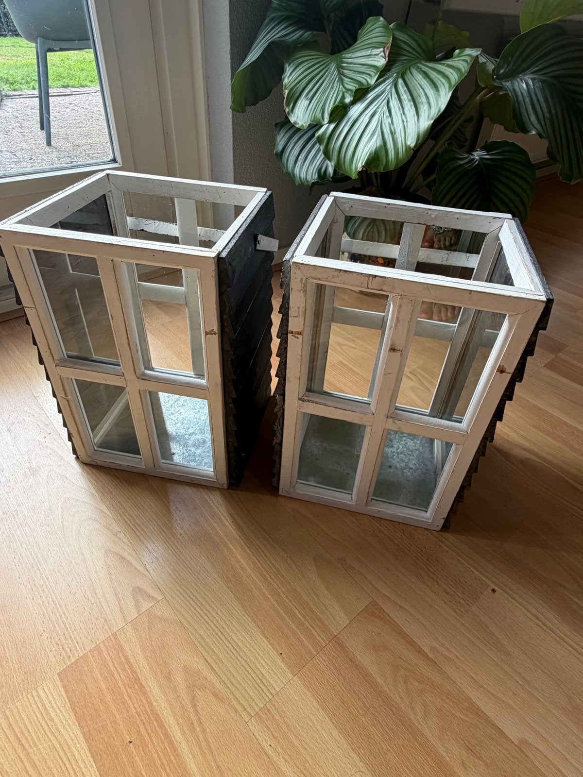 Riviera maison Set van 2 houten lantaarns met glazen ramen, Gebruikt, Lantaarn, Meerkleurig, Ophalen of Verzenden