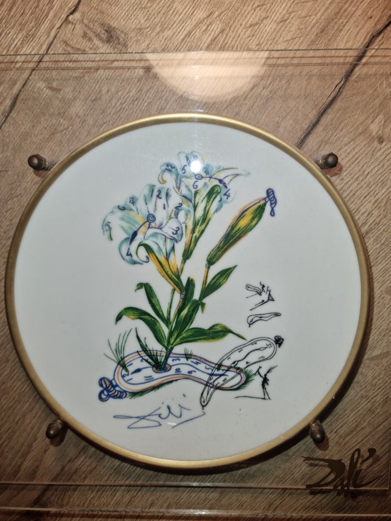 3 borden Salvador Dalí ‘Las Flores Dalinianas’ , jaren 1980, Ophalen