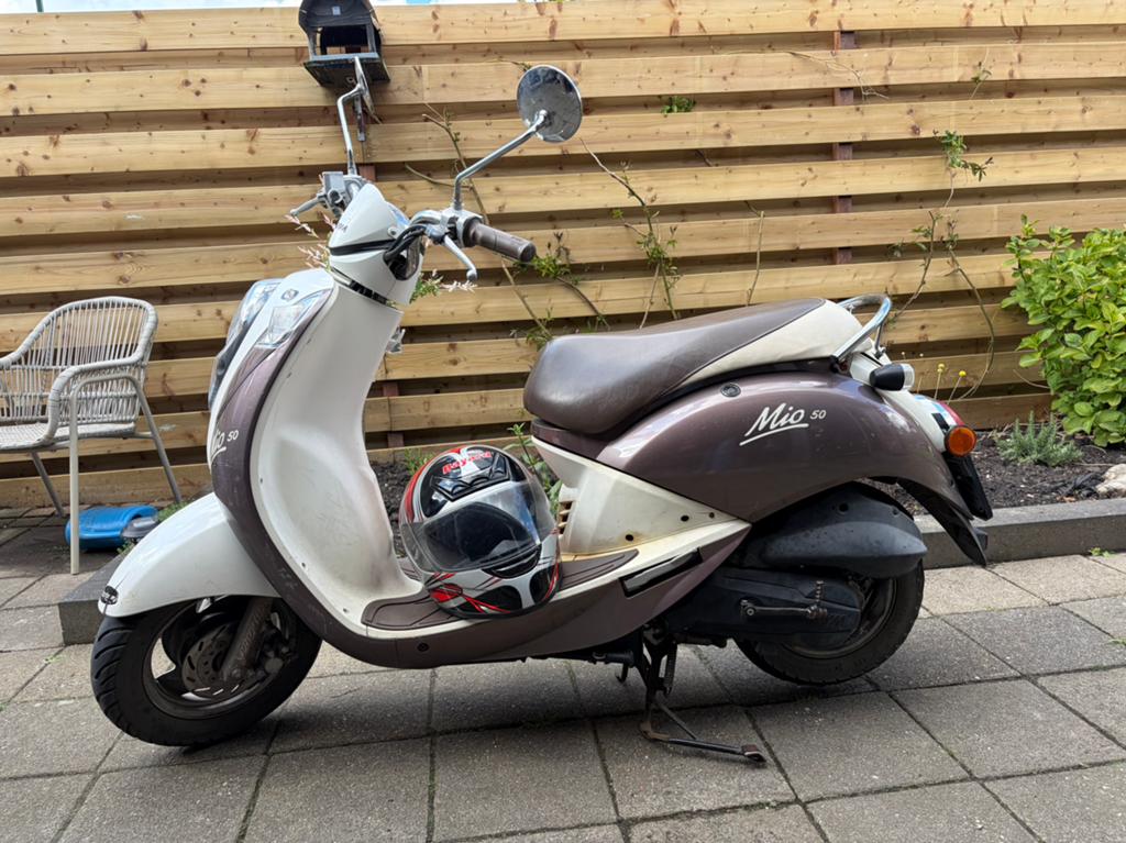 Sym Mio 50 2010, Fietsen en Brommers, Scooters | SYM, Ophalen, Gebruikt, Benzine, Mio