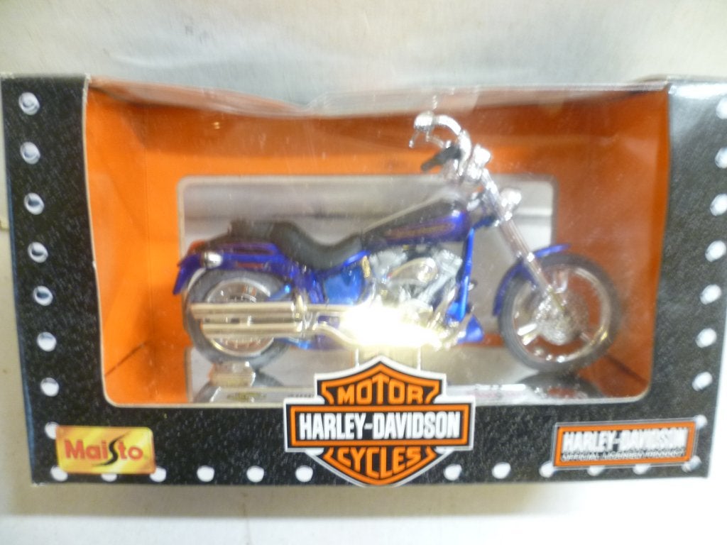 Maisto  Harley Davidson 2004 FXSTDSE CVO motor 1:18 model, Ophalen of Verzenden, Nieuw, Motor, Maisto