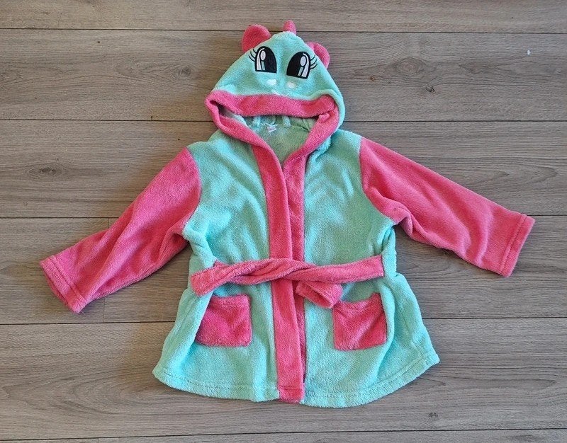 Pretty Silley kinderbadjas 98/104 – superzacht groen/roze, Kinderen en Baby's, Overige typen, Meisje, Ophalen of Verzenden, Zo goed als nieuw
