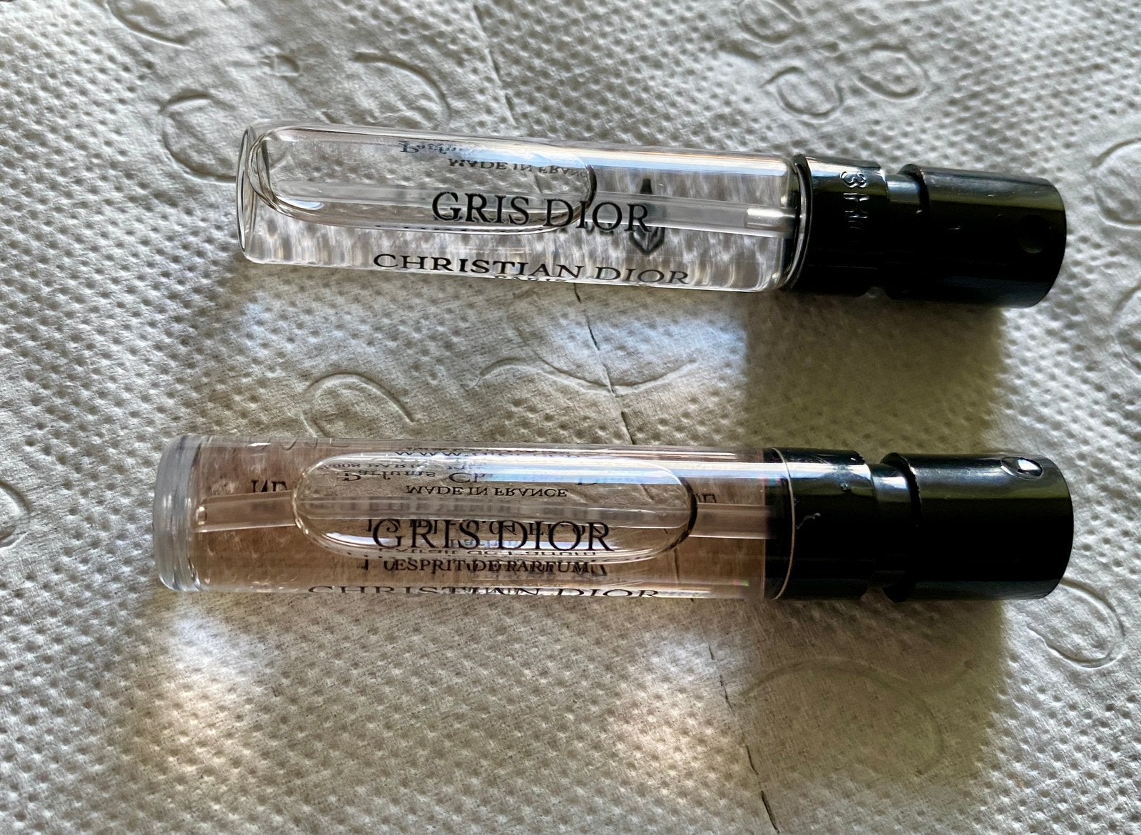 2x Gris Dior La Collection Privee Christian Dior 2ml -nieuw, Ophalen of Verzenden, Nieuw